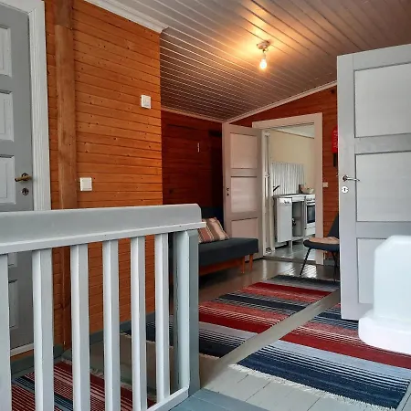 Portaan Nahkurinverstas * Porras